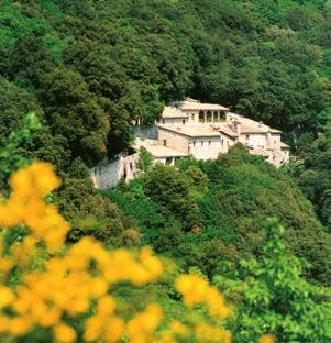 The Eremo delle Carceri is an important Franciscan site. It nestles in a fold of Mount Subasio which towers over the little town of Assisi at a height of about 800 metres.