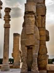 The building complex includes a central chamber, a large courtyard which had been covered with impressive mosaics, plus the remains of a temple dedicated to Anahita, the goddess of water and
