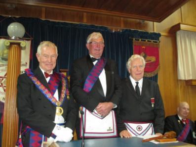 Ken Smith becomes a Mark Master Mason On Thursday 28 th of April Bro Ken Smith of Lodge Nelson was advanced to the degree of a Mark Master Mason by V.