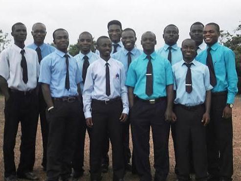 Page 7 A work of the church of Christ May - June 2013 West Coast School of Preaching Takoradi, Ghana Here are twelve of the fifteen students in the