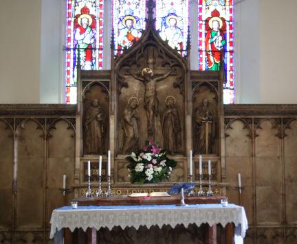 THE CHURCH AND ITS PEOPLE St Mary s has a fixed east facing altar. During the vacancy this has been an issue for many of the visiting clergy.
