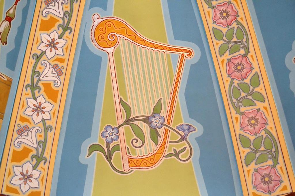 HARP The harp is a symbol of King David, the youngest son of Jesse. As a shepherd, David would sing and play on his harp, blessing the Lord with inspired psalms.