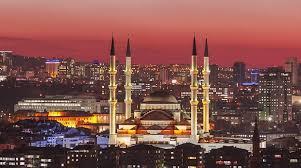 TURKEY S PEOPLE Istanbul is