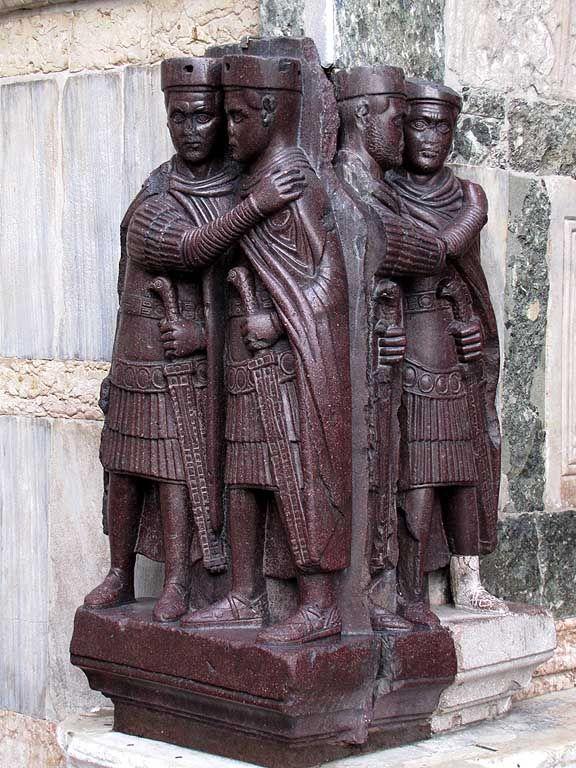 Late Empire Portraits of the four tetrarchs from constantinople, 300 CE Diocletian was proclaimed as emperor, decided to establish a tetrarchy, or a rule by 4 kings.