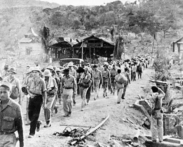 8 of 10 3/21/2014 6:31 PM POWs on the Bataan Death March What is not remembered today is how the defenders of Bataan, despite massive illness and starvation, held on for four months to delay the