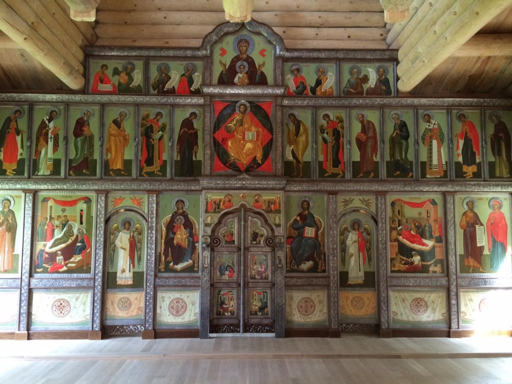 Figure 3: Iconostasis of the Christian Russian Orthodox seminar at Epinay sur Seine (France) All icons direct toward salvation through God represented by a Christ Pantocrator (Almighty) in the middle