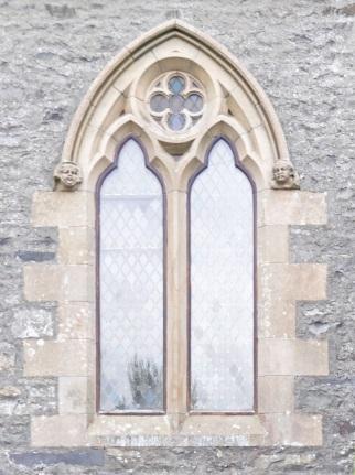 Note 2: Although flat-headed windows do occur in the Early English style, they more usually take the form of two or three light trefoiled windows beneath horizontal hood moulds.