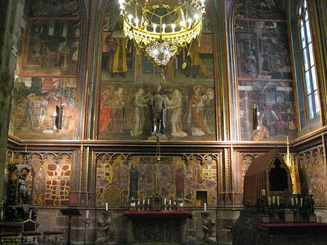 Relics and Pilgrimage Images and relics also influenced religious activity on a much larger scale beyond the walls of the church.