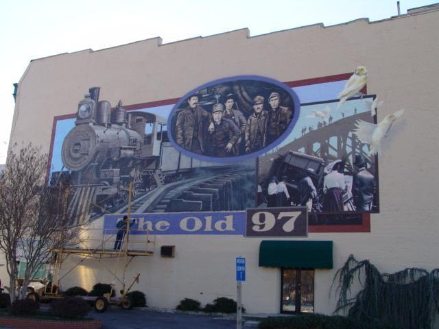 Real History in Pictures & Symbols Like Murals give the
