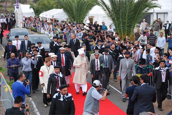 The concluding address then followed, which was given by Hazrat Mirza Masroor Ahmad, Khalifatul Masih V (aba).