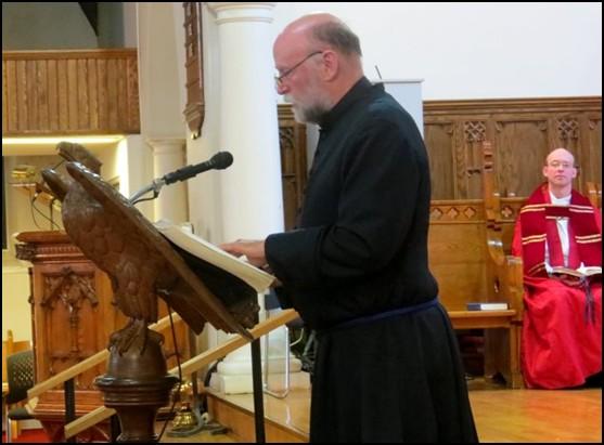 Maundy Thursday: Bishop Rob Hardwick washes the feet of
