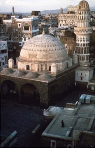 on a column in the middle (Figure 14,15). Figure 10. Sana'a,plan Al Bakiriyya [19] Figure 14.