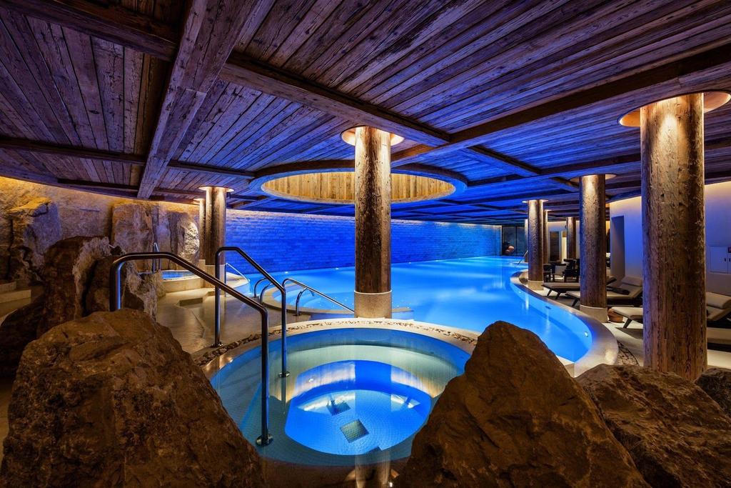 NATURE, HEALING & WISDOM DOMINATE THE ALPINA GSTAAD S NEW WELLNESS PROGRAMMES FOR WINTER 2018 2019 X November 2018 : As The Alpina Gstaad celebrates its seventh winter season on 7 December 2018, The