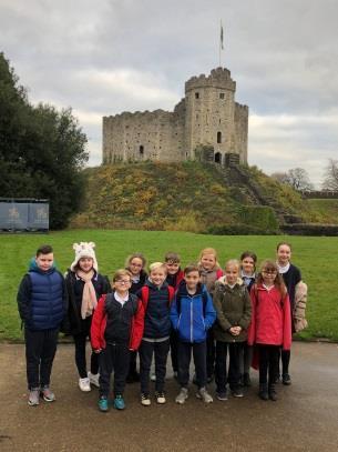 Year 5 News ~ Last week we went on our trip to Cardiff Castle! We had a lovely time and we learnt a lot about the Victorians.
