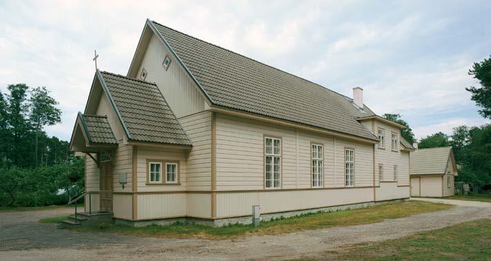 palvemaja enne restaureerimist 2004. a. KP All: Restaureeritud palvemaja 2010. a. PS Kärdla baptistikoguduse palvemaja on ehitatud 1895. aastal.
