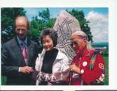 Victoria Island to the Canadian Museum of Civilization; His Excellency, John Ralston Saul, paddled across the river, serving as Patron of the initiative; William Commanda also