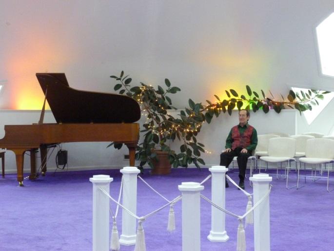 com Richard Shulman at a Light Center concert last winter. Sunday, May 24, 4 to 6 PM.