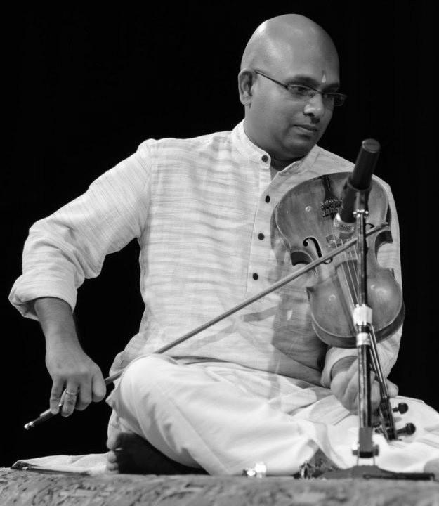 Ramakrishnan Murthy started his early vocal Carnatic Music lessons in 1997, at the age of 8, with Shrimathi Padma Kutty of Irvine, CA.
