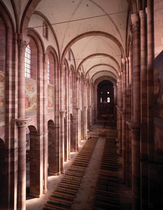 Speyer was a bishop s church and therefore a cathedral. Its timber roof was replaced by groin vaults in 1082-1106.