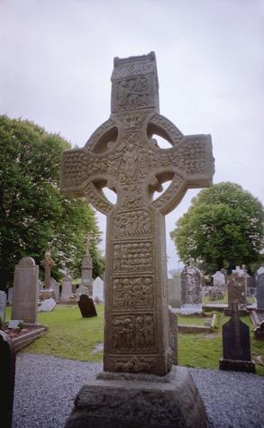 Celtic Crosses The halo-like circle identifies the work as Celtic.