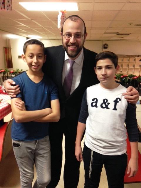 students feel at home with a beautiful gala Kiddush.
