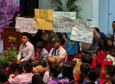 Alyaa Abdul Aziz Alhadjri, Malaysiakini, 27 Ogos 2016 Para aktivis pelajar