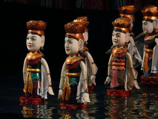 18. Múa Rối Nước Water Puppetry Water puppetry is a tradition that dates back as far as the 11th century.