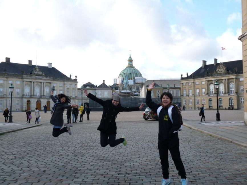 Then we walked from City Hall to the Royal Palace, Amalienborg, where the