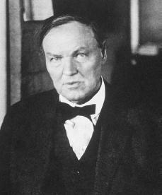 The Lawyers Born in Ohio in 1857, Clarence Darrow earned a reputation as a fierce litigator who, in many cases, championed the cause of the underdog.