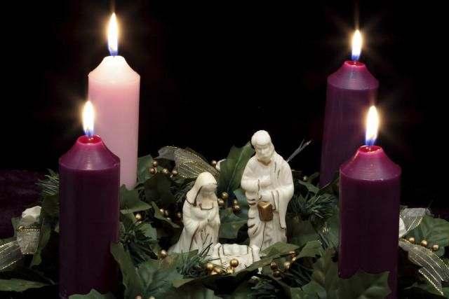 OFFERTORY PRAYER PRAYERS OF THE PEOPLE *CAROL: VU #59 Joy to the World *COMMISSIONING AND BENEDICTION POSTLUDE Announcements Sunday Dec. 23, 2018 www.stpaulsmidland.org Advent Services 10 am th Dec.