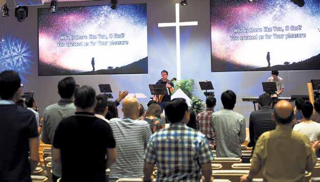 Sep - Oct 2017 AG TIMES 9 Togetherness - AG Community AG Training and Together in Prayer By Pastor Alvin Lim, Grace Assembly of God On August 3, the AG ministers gathered for a time of empowering and