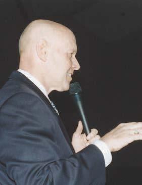 Stephen R Covey speaks to more than 2,000 guests