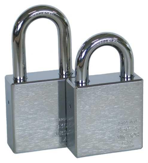ANCHOR 830-3 Oval Grade 4 padlock for high security applications. Suitable for locking motorcycles, trucks, road barriers and the like.
