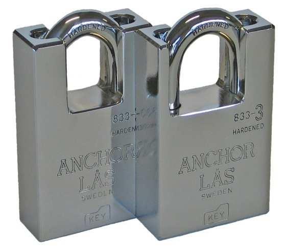 ANCHOR 833-3 Grade 4 padlock for high security applications. Suitable for locking motorcycles, trucks, road barriers and the like. The padlock is equipped with the ANCHOR disc cylinder and 2 keys.