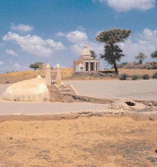 The kundis of Rajasthan are unique structures which look like huge concrete saucers on the landscape.