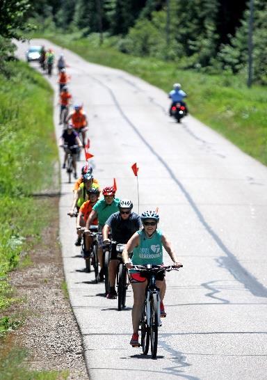Snapshot: Bike Ride for World Hunger Church Youth Group Raised Money for World Hunger Relief and Area Food Pantry Fourteen bicyclists hit the road pedaling on Sunday afternoon, July 8 th, as Immanuel