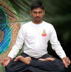 Ashram-Quebec, Canada,Jey is one of a leading Siddha Marma yoga Consultant in Canada,Who trained traditionally and Certified by Thirumoolar Siddha research institute-srilanka, Treating and Practicing