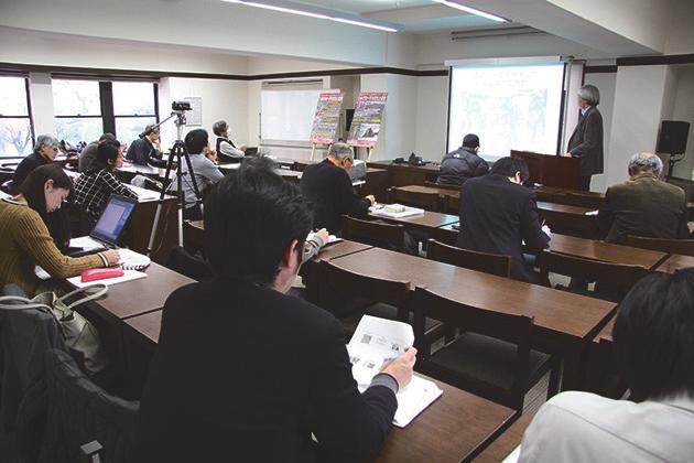 We invited Professor Takashi Irisawa of Ryukoku University this time, who gave the lecture titled as above.