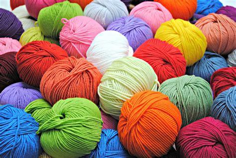 crochet we have a group for you. The Kneedle Knots will be meeting October 1 st and 15 th at 6:30 p.m. in the library.