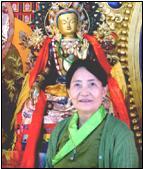 Biographies His Eminence Khöndung Avikrita Vajra Sakya Rinpoche is the Head Lama of Sakya Phuntsok Phodrang, including Sakya Monastery in Seattle, WA.