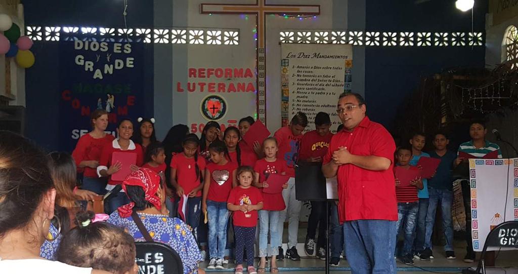 LUTHERAN CHURCH OF PANAMA'S CHRISTMAS CONCERT The Director of LHM Panama represented the