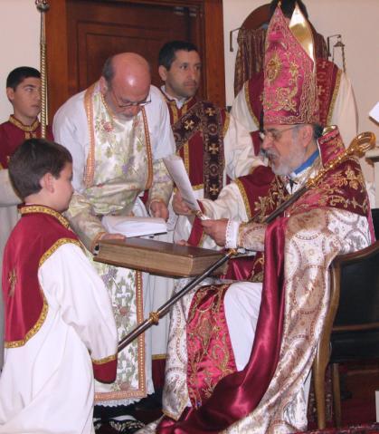 He presents them the keys of the Church. 2. THE READER (ÛNTÉRSOGH) The Deacon or sponsoring Priest presents the Candidates to the Bishop who gives them the Books of the Epistles and ritual prayers. 3.