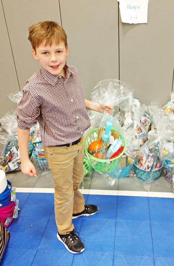 This year we sent out 780 baskets!!! We had an amazing year! The congregation blessed us with almost 300 baskets!