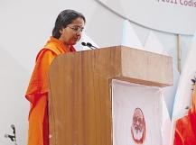 She had not refused any thing that she was told to do. Pujya Swamiji s teachings had become her assets.