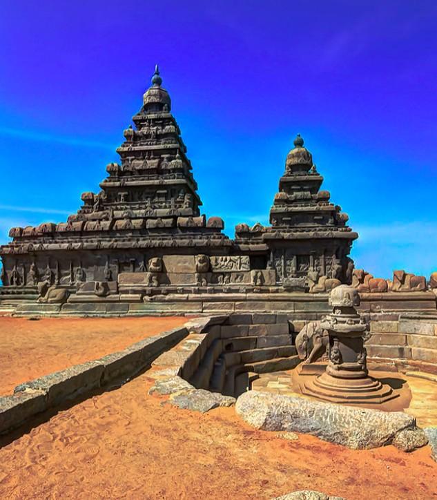 Shore temple, Mahabalipuram, Tamil Nadu Notice the two rising pyramidal shaped shikaras