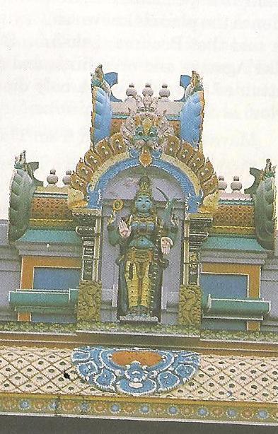 Here is a monolithic representation of Navagrahas in the shape of a chariot. The sculptures of Chandeswarar and Gnanasaraswathi are of very fine workmanship.