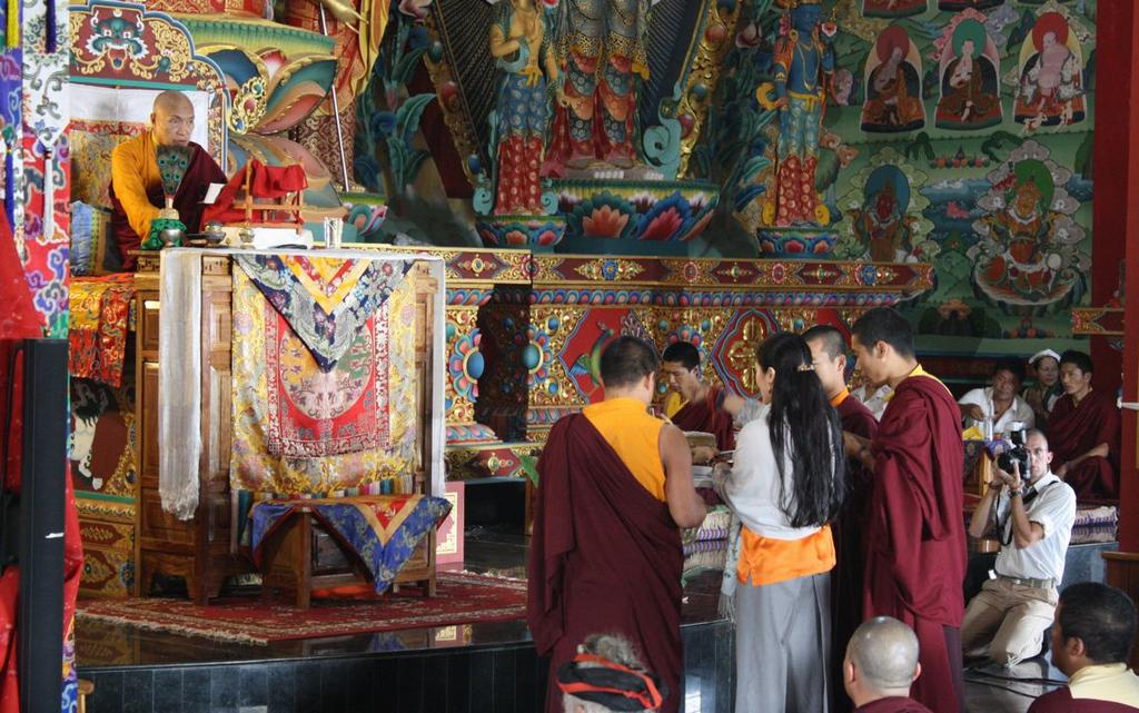 GENEROSITY The Sakyong Wangmo Dechen Chöying Sangmo making a mandala offering to His Eminence Namkha Drimed Rinpoche Offerings of gratitude are made when requesting and after receiving teachings.