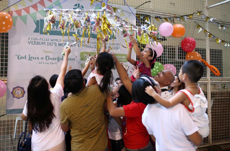 God Loves a Cheerful Giver! 1st Verbum Dei Missionary Festival in Cebu The October 21 Missionary Festival was the first fund raising activity of its kind organized by Verbum Dei in the country.