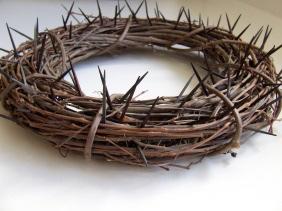 Crown of Thorns Lenten Wreath The season of Lent is a time of spiritual reflection for the Christian family.