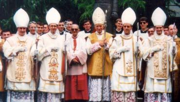 1988 Episcopal Consecrations This media brochure includes: SSPX s Official Statement